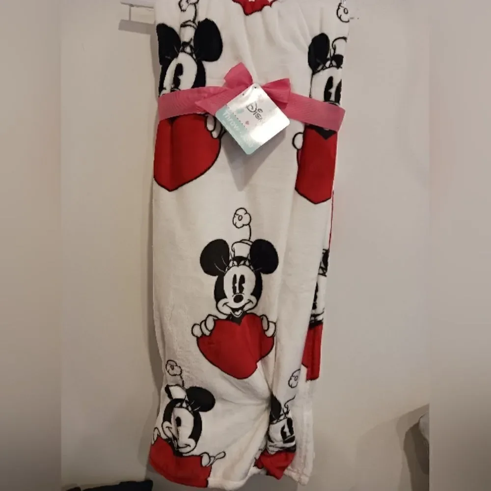 Disneys Mickey Mouse Heart Blanket